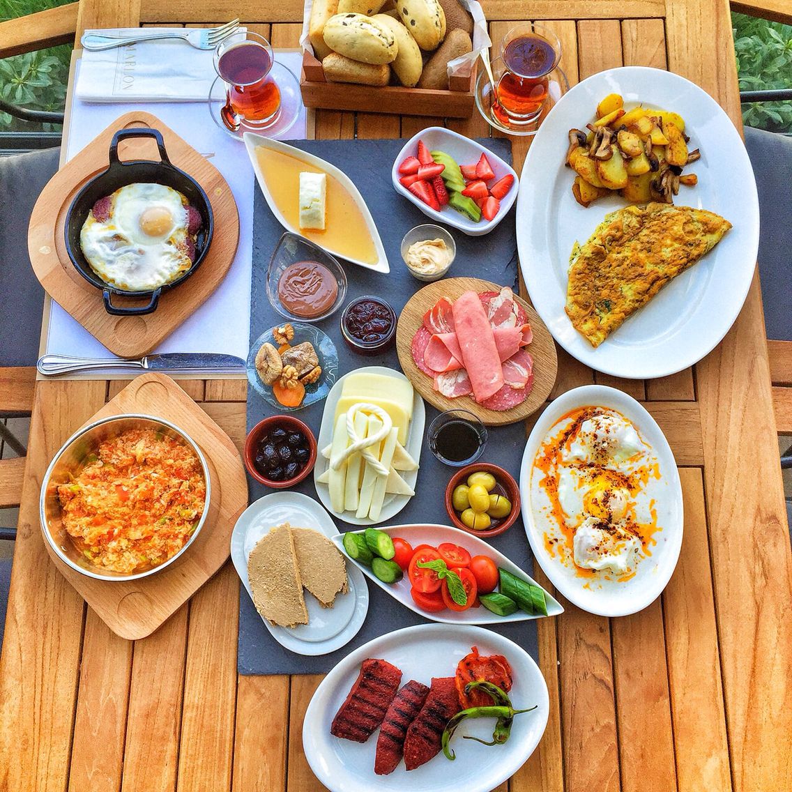 Serpme Kahvaltı